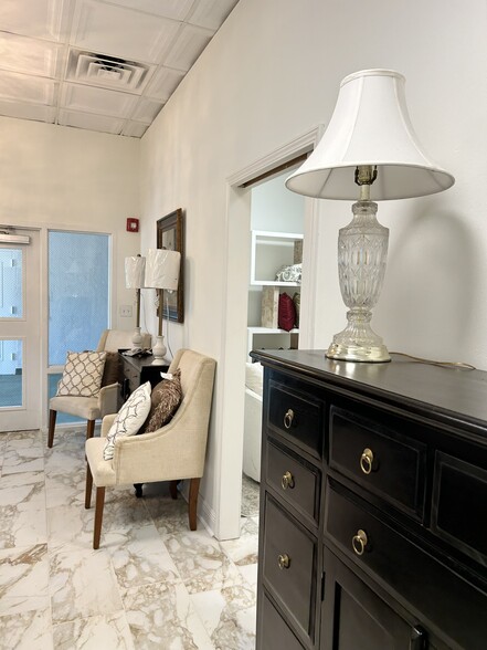 More Photos Of 224 E Garden St, Pensacola Apartments For Sale