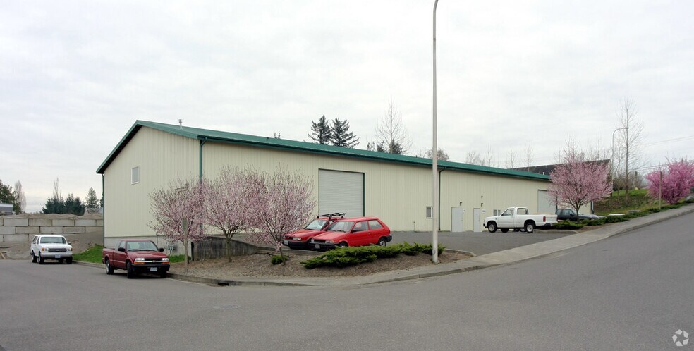 Primary Photo Of 2160 NE 240th Ave, Wood Village Warehouse For Lease