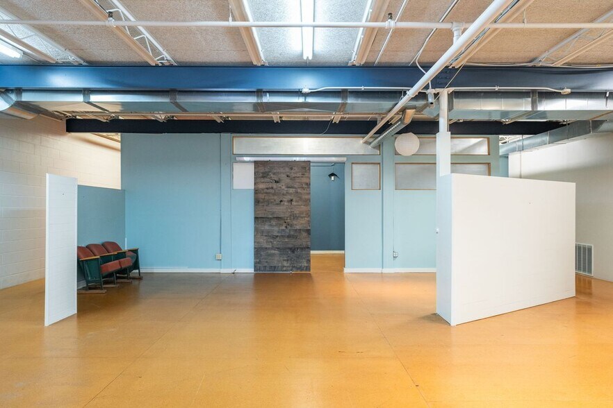 More Photos Of 1320 E Washington St, Louisville Light Manufacturing For Sale