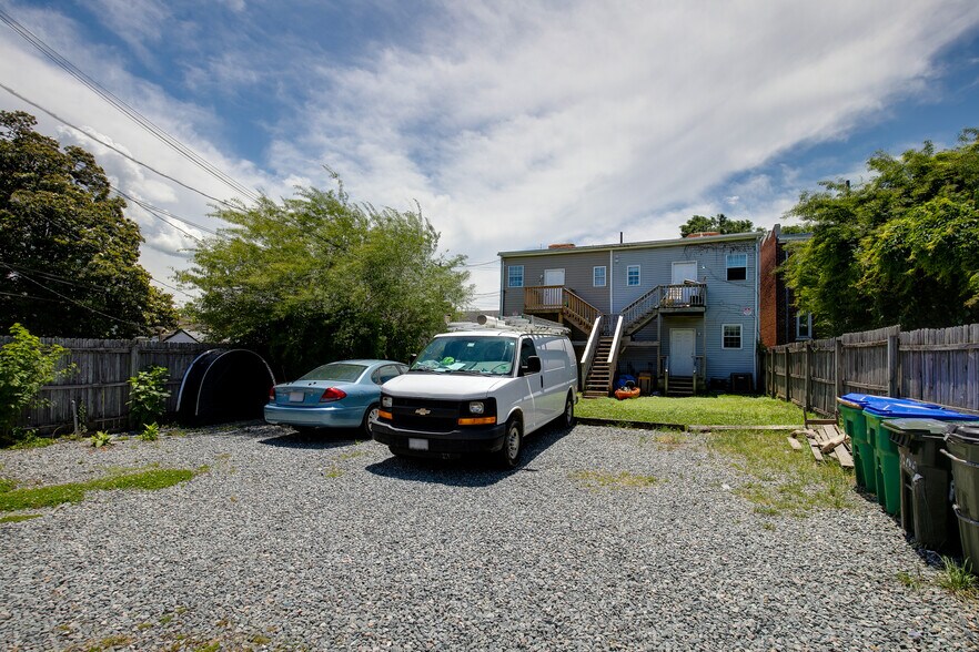 More Photos Of 1908 Parkwood Ave, Richmond Apartments For Sale