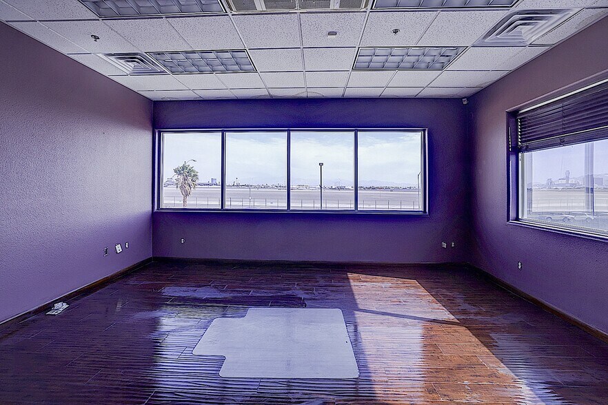 More Photos Of 6525 S Bruce St, Las Vegas Warehouse For Lease