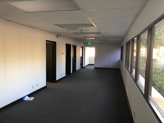 More Photos Of 5202 Oceanus Dr, Huntington Beach Warehouse For Lease
