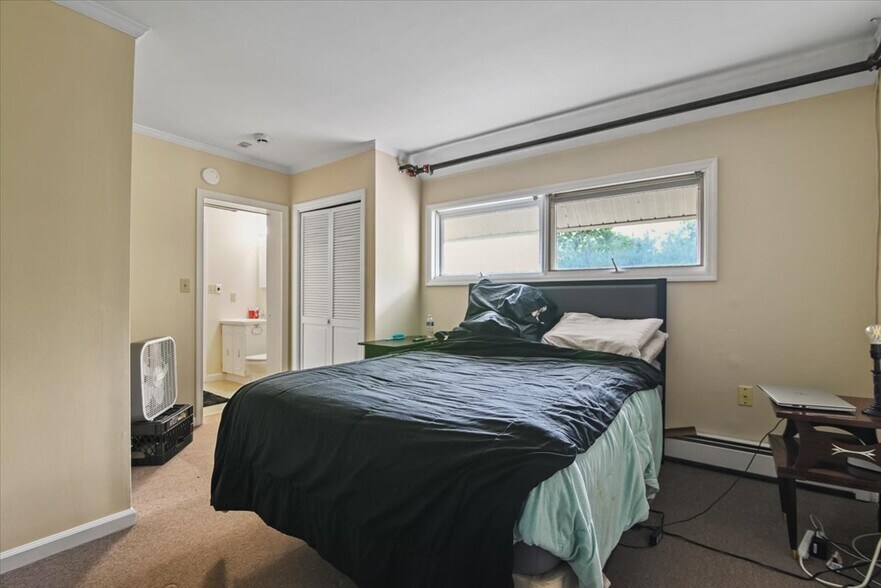 More Photos Of 141 Bellemonte Ave, Hawley Apartments For Sale