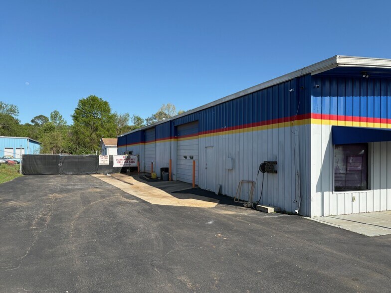 More Photos Of 11261 S Memorial Pky, Huntsville General Retail For Sale