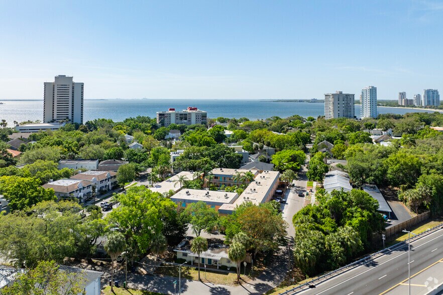 More Photos Of 1405 S Lorenzo Ave, Tampa Apartments For Sale