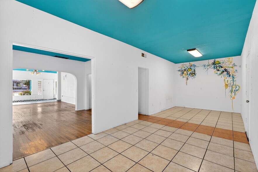 More Photos Of 3838 N 7th St, Phoenix Office For Lease