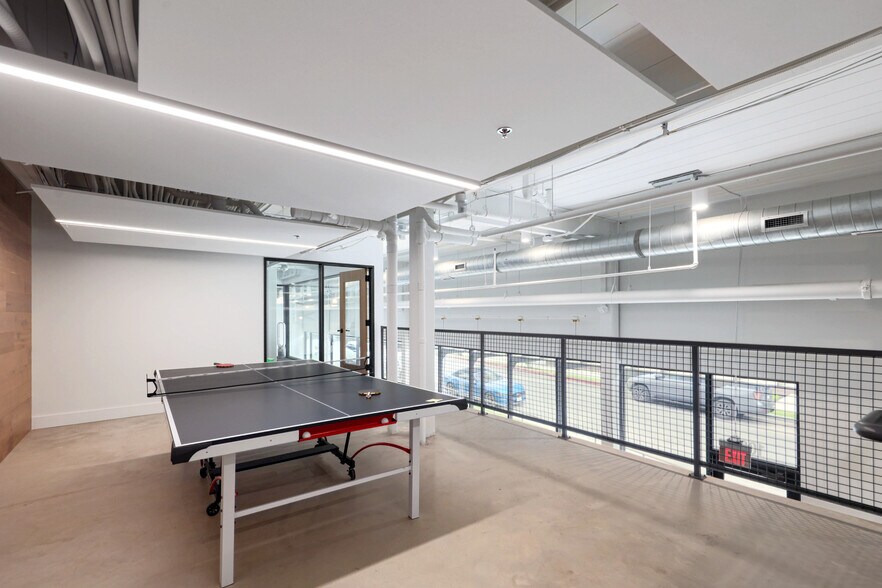 More Photos Of 1800 E 4th St, Austin Multifamily For Sale