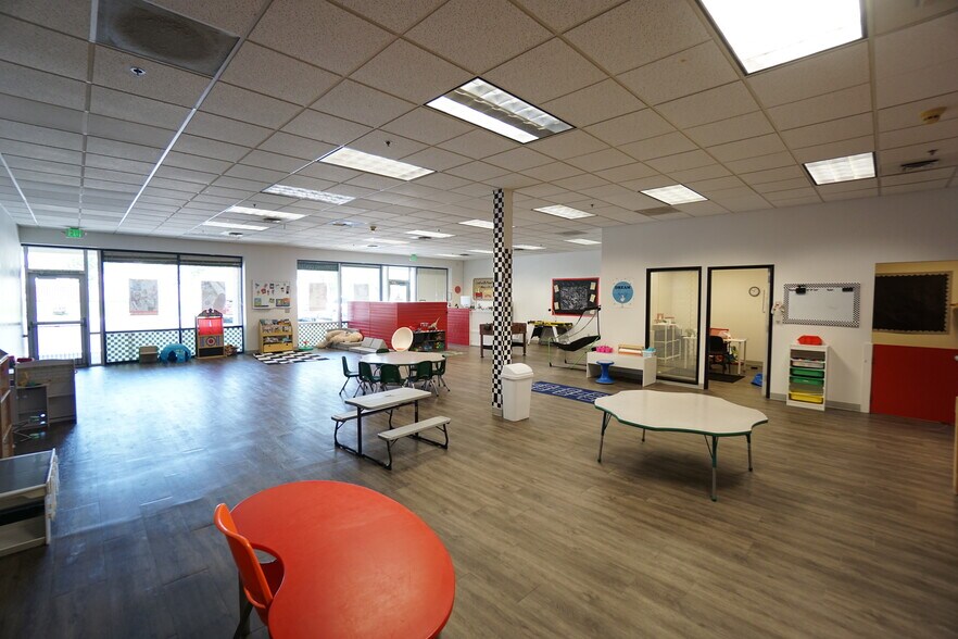 More Photos Of 6501 W Grandridge Blvd, Kennewick Unknown For Lease