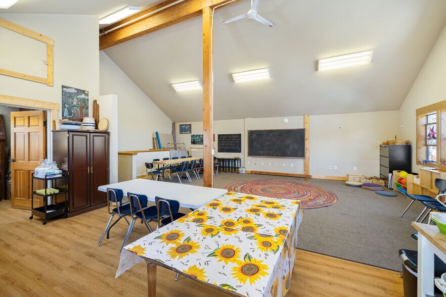 More Photos Of 12315 Deerfield Dr, Truckee Office Residential For Sale