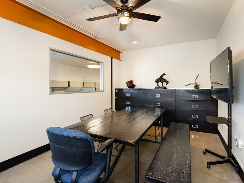 More Photos Of 139 Nevada St, El Segundo Light Manufacturing For Sale