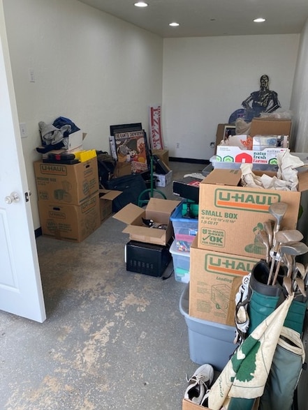 More Photos Of 3920 Classen Blvd, Norman Industrial For Lease