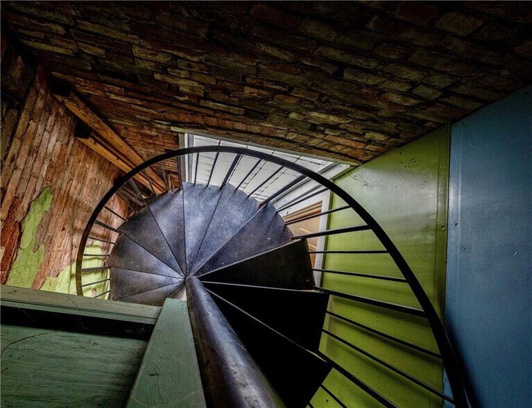 More Photos Of 206 N Main St, Plattsburg Restaurant For Sale