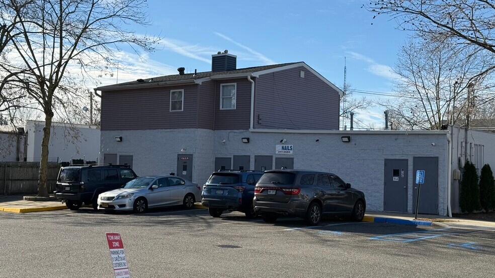 More Photos Of 51 Carleton Ave, Islip Terrace Storefront Retail Office For Sale