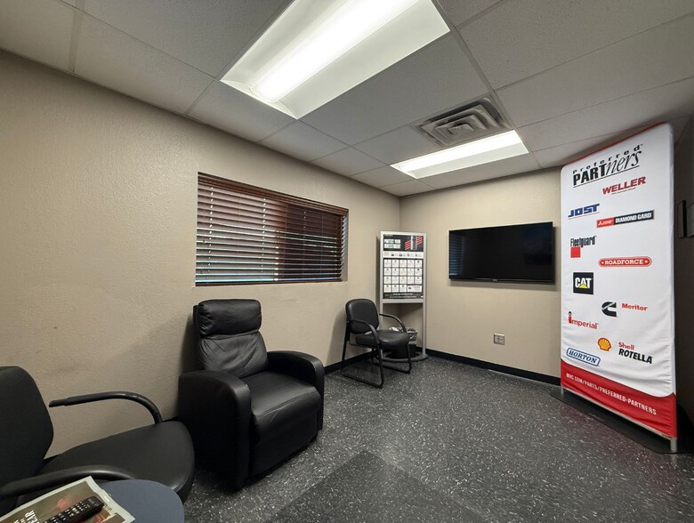More Photos Of 2269 N Masch Branch Rd, Denton Truck Terminal For Lease