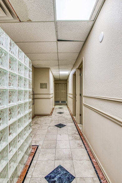 More Photos Of 361 Vinton Rd, Anthony Medical For Lease