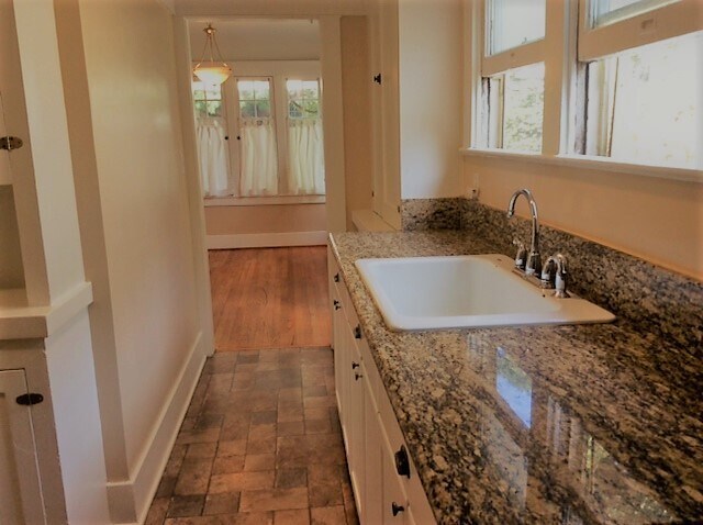 More Photos Of 1537 N Serrano Ave, Los Angeles Apartments For Sale