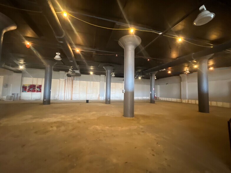 More Photos Of 5351 Lancaster Ave, Philadelphia Flex For Sale