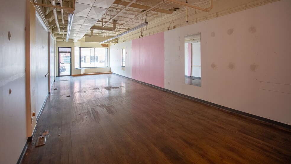 More Photos Of 113 N Broadway, Rochester Storefront Retail Residential For Sale
