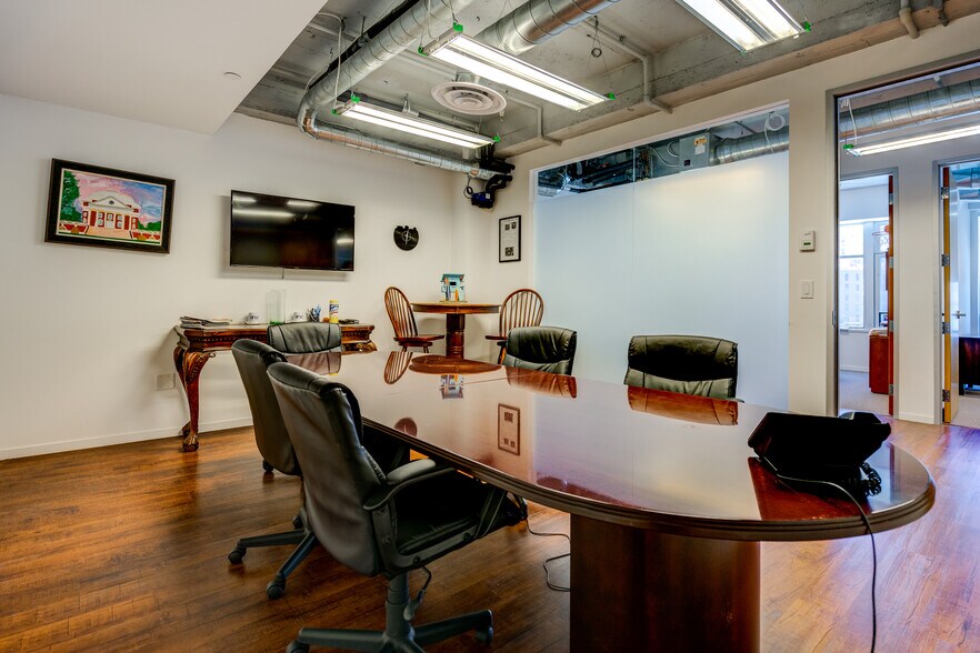 More Photos Of 14 NE 1st Ave, Miami Office For Lease