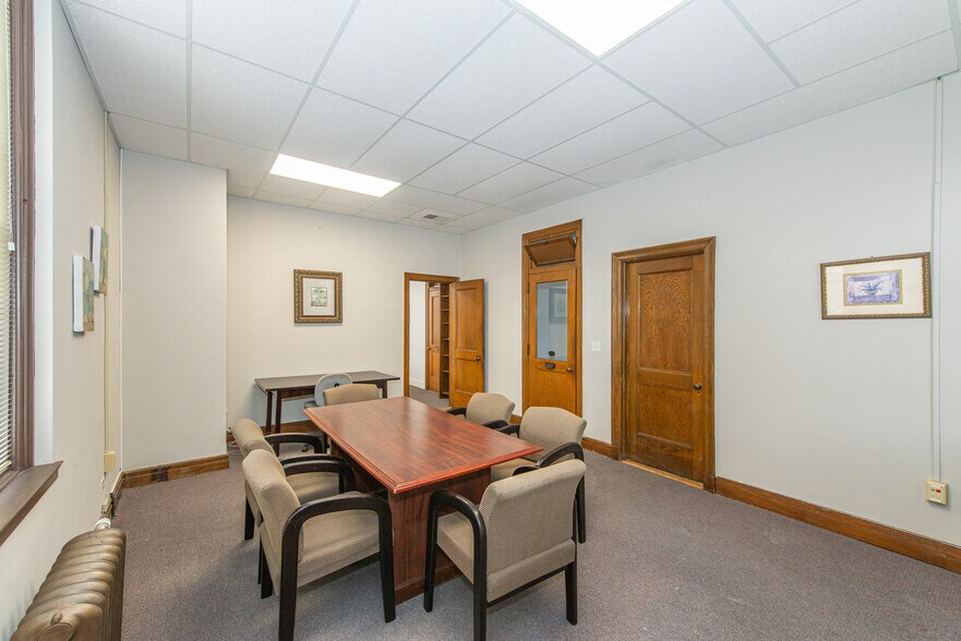 More Photos Of 83 Spring St, Newton Office For Sale
