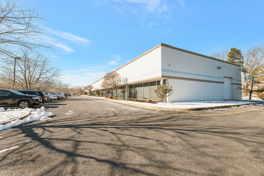 More Photos Of 81 Corbett Way, Eatontown Office For Lease