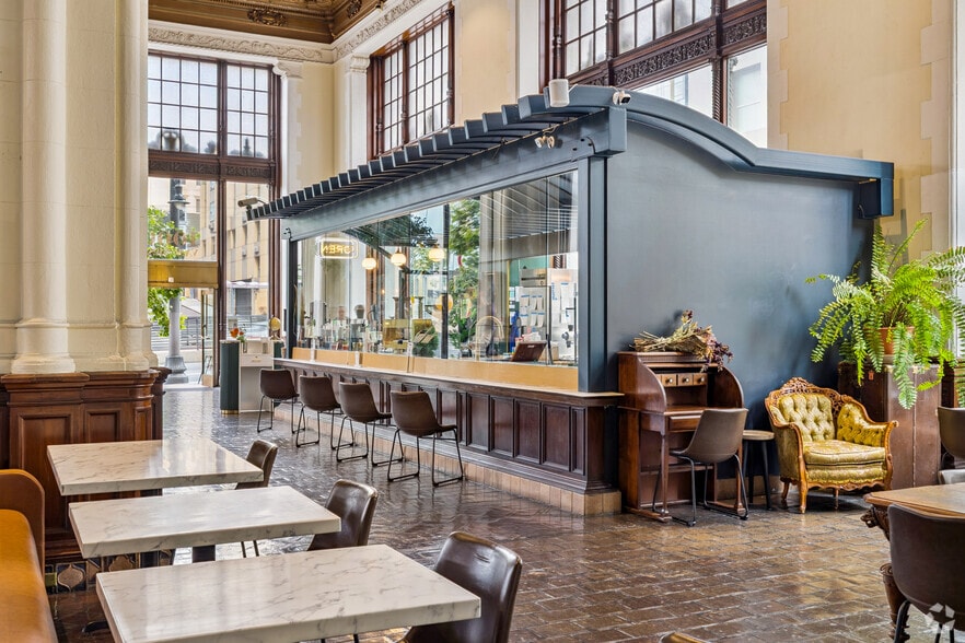 More Photos Of 1000 Van Ness Ave, San Francisco Apartments For Lease