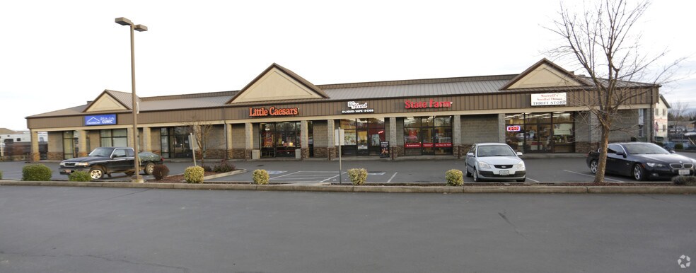 More Photos Of 8336 Highway 62 Hwy, White City Storefront Retail Office For Lease