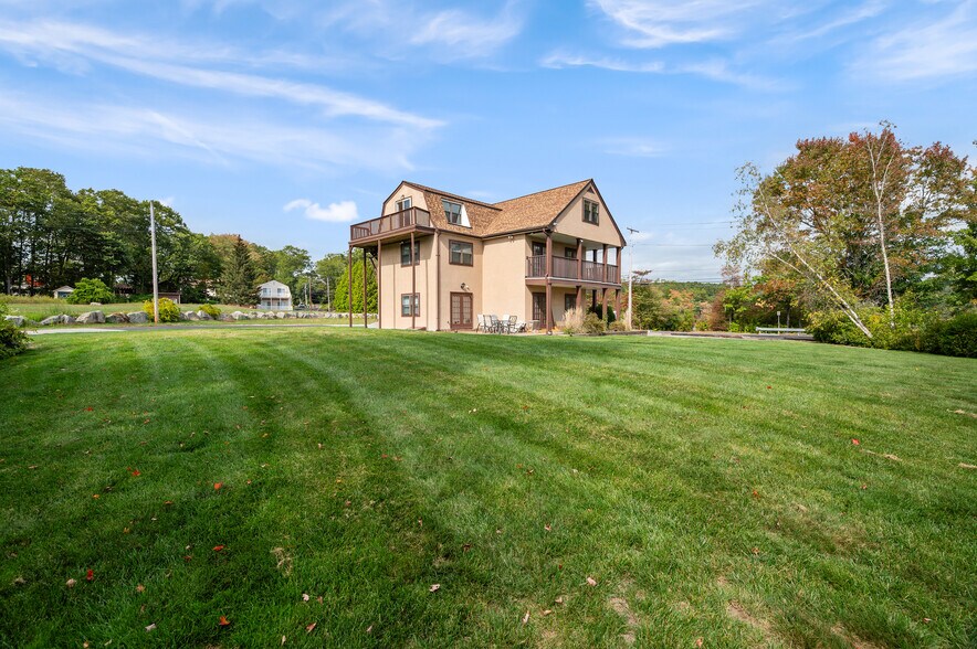 More Photos Of 2 Douglas Pike, Smithfield Office For Sale