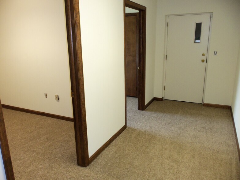 More Photos Of 1344-1374 S Atherton St, State College Office For Sale