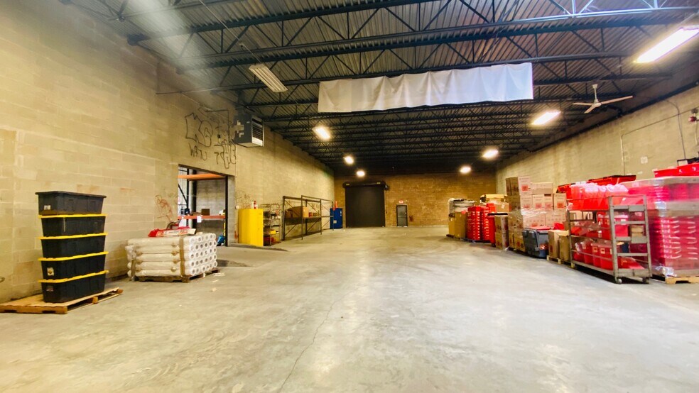 More Photos Of 33 Baron Blvd, Staten Island Warehouse For Lease