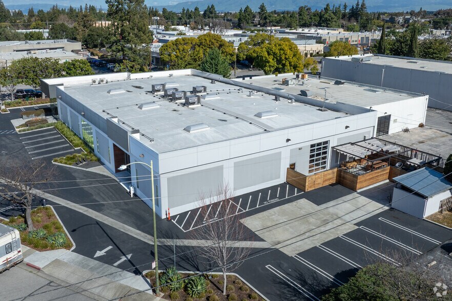 More Photos Of 145 E Dana St, Mountain View Research And Development For Lease