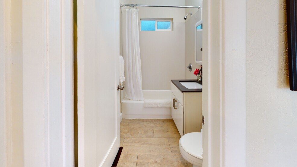 More Photos Of 335-345 Perkins St, Oakland Apartments For Sale