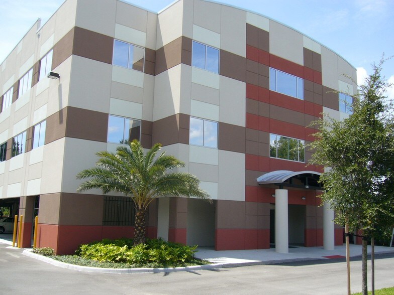 More Photos Of 207 W Gore St, Orlando Medical For Lease