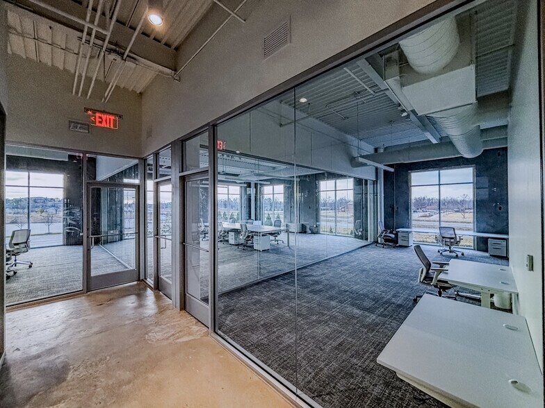 More Photos Of 2500 NE 11th St, Bentonville Coworking Space