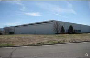 More Photos Of 4670-4674 Aircenter Cir, Reno Warehouse For Lease