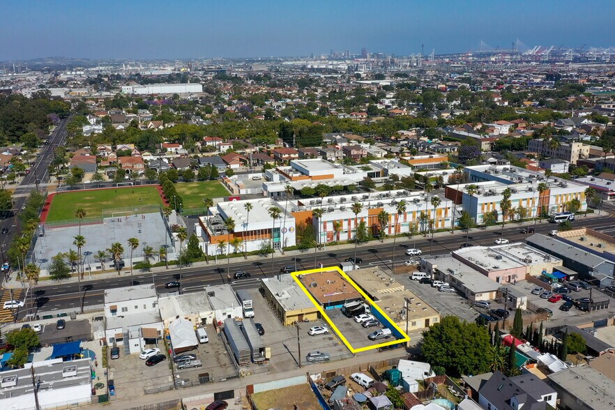 More Photos Of 1241 N Avalon Blvd, Wilmington Restaurant For Sale