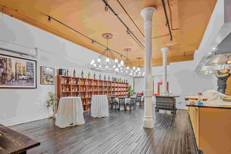 More Photos Of 108 E 16th St, New York Loft Creative Space For Sale