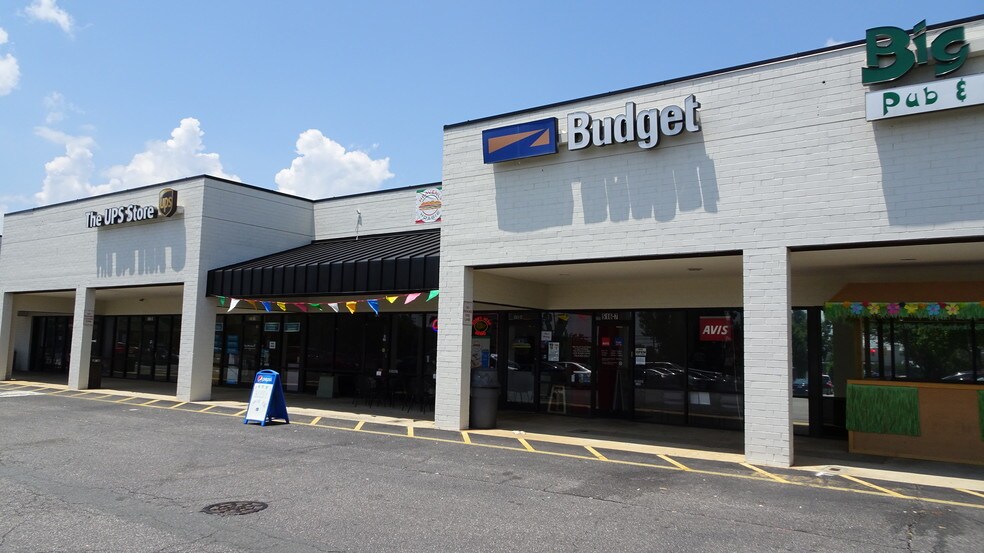 More Photos Of 480-510 River Hwy, Mooresville Unknown For Lease