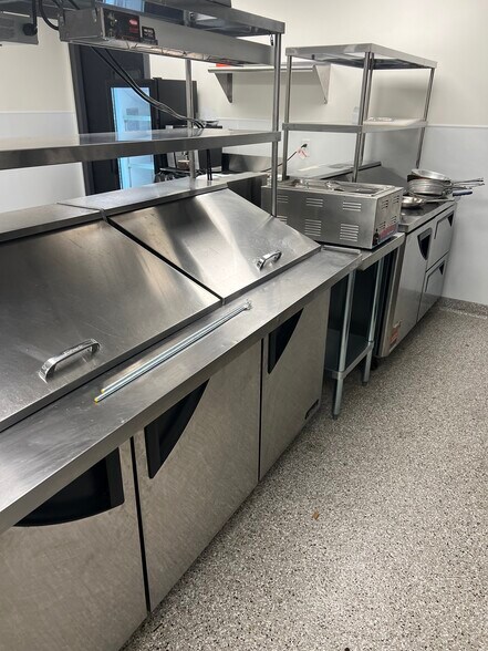 More Photos Of 430 Carolina Way, Highlands Flex For Sale