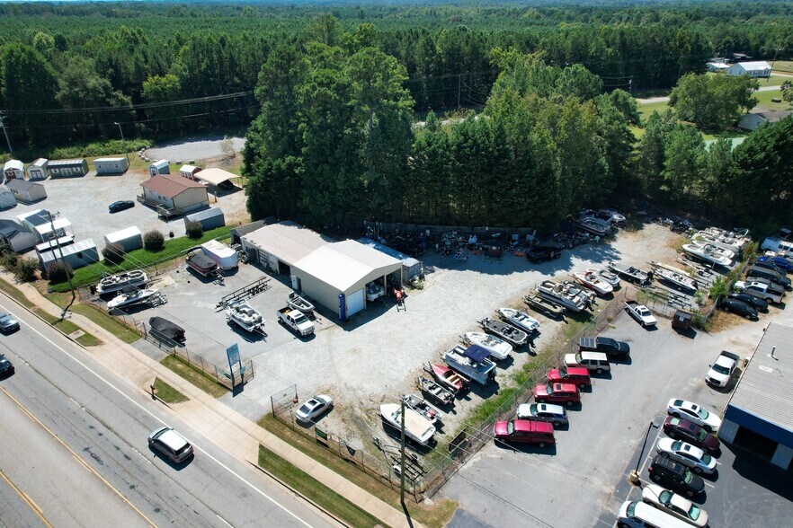 More Photos Of 6895 Highway 9, Inman Auto Repair For Sale