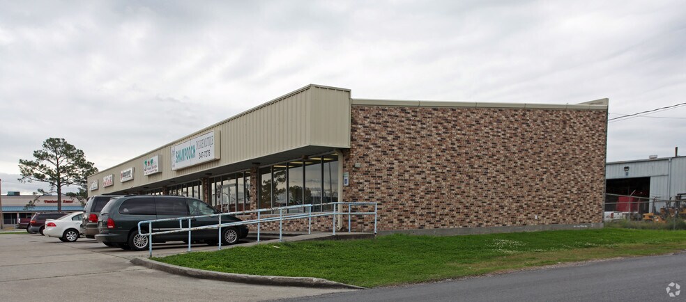 More Photos Of 1091 Avenue H, Westwego Freestanding For Lease