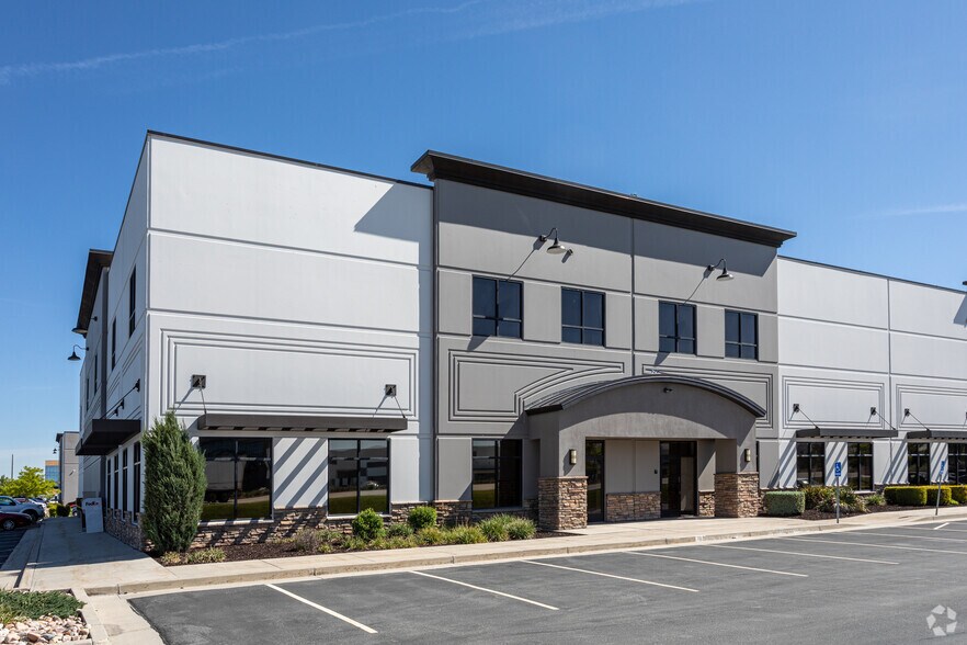More Photos Of 4752 W California Ave, Salt Lake City Warehouse For Lease