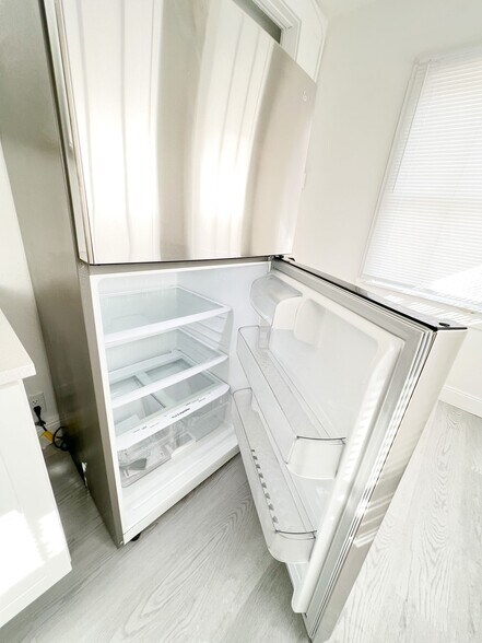 More Photos Of 205 S Grove St, Eustis Apartments For Sale