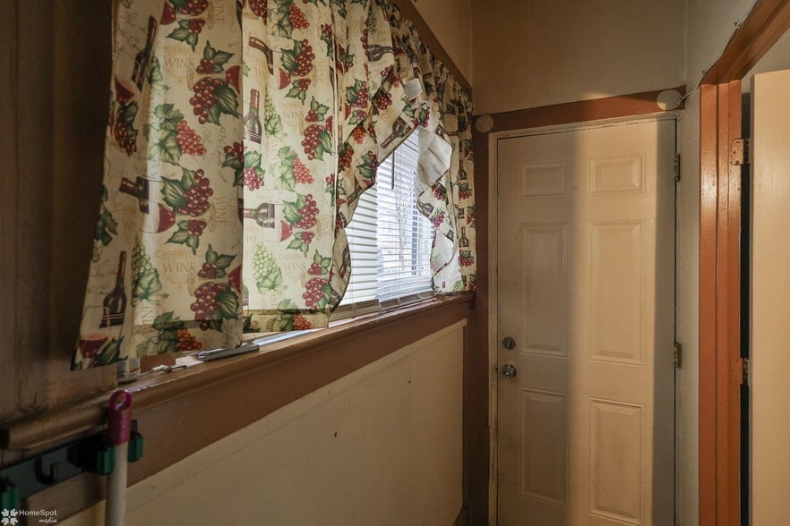 More Photos Of 424 N 6th St, Allentown Multifamily For Sale
