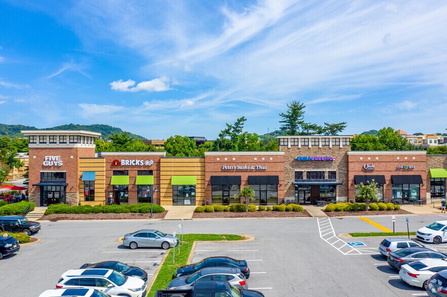 More Photos Of 330 Franklin Rd, Brentwood Unknown For Lease