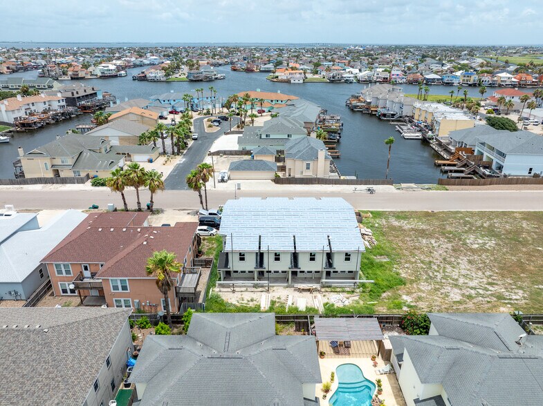 More Photos Of 13981 Ports O Call Dr, Corpus Christi Multifamily For Sale