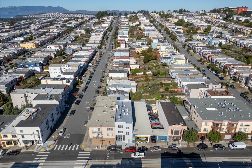 More Photos Of 1644 Taraval St, San Francisco Office For Sale