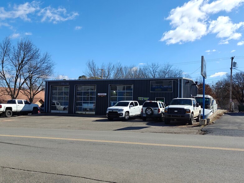 More Photos Of 2113 Mahaney Ave, Tahlequah Service Station For Sale