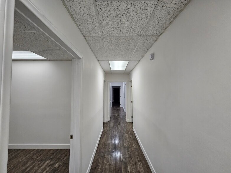 More Photos Of 1333 S Hill St, Los Angeles Warehouse For Lease