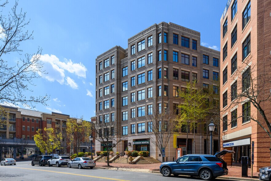 More Photos Of 1725 Duke St, Alexandria Office For Lease